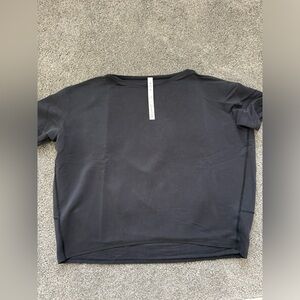Lululemon tee in pike fabric